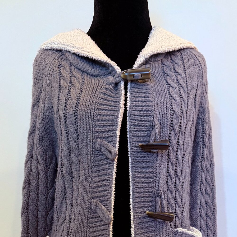 Cabela’s Sweater Cardigan